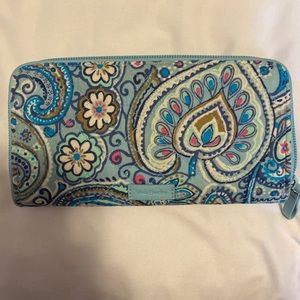 Vera Bradley wallet